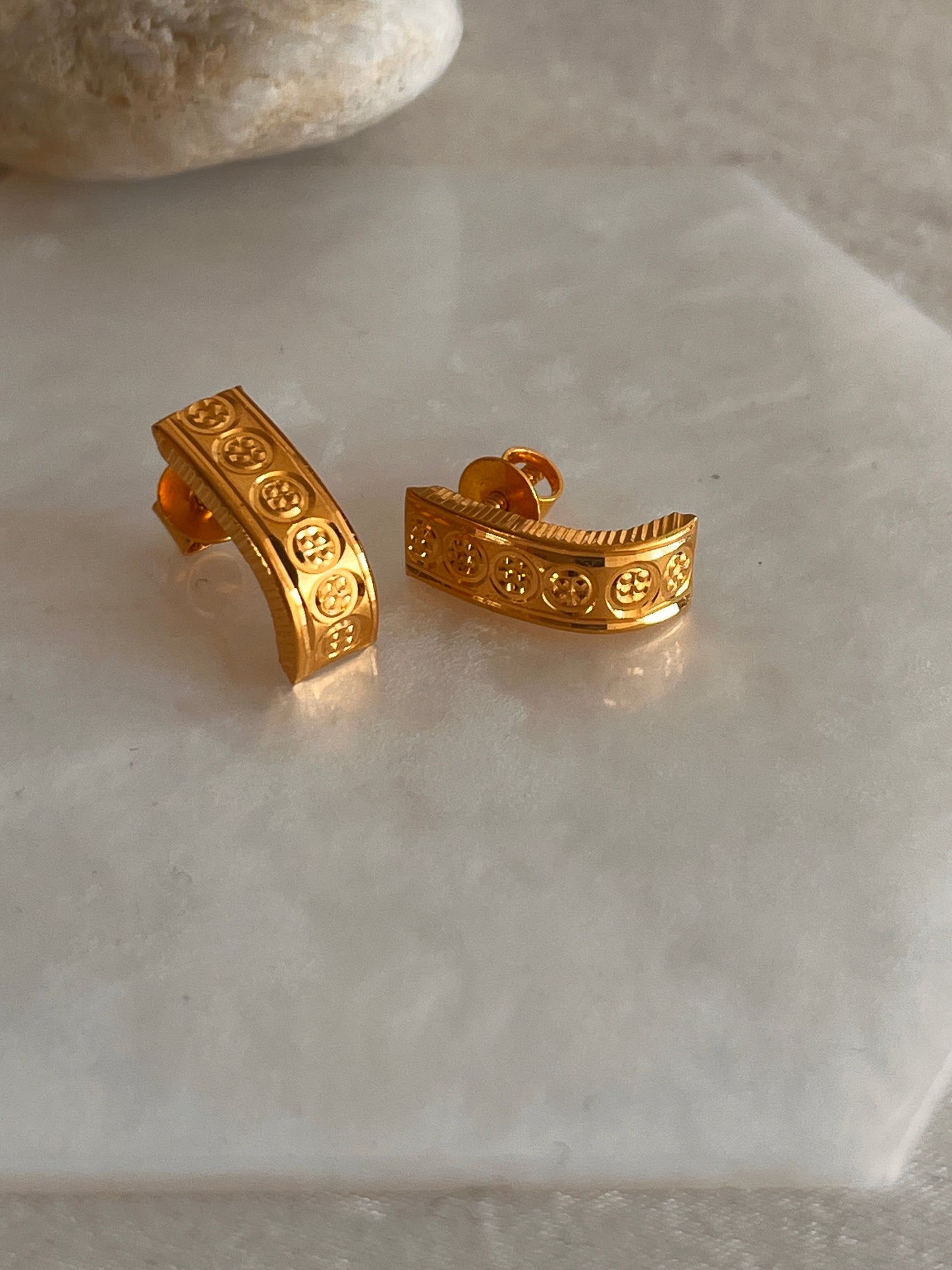 Half Circle Earring (Large)