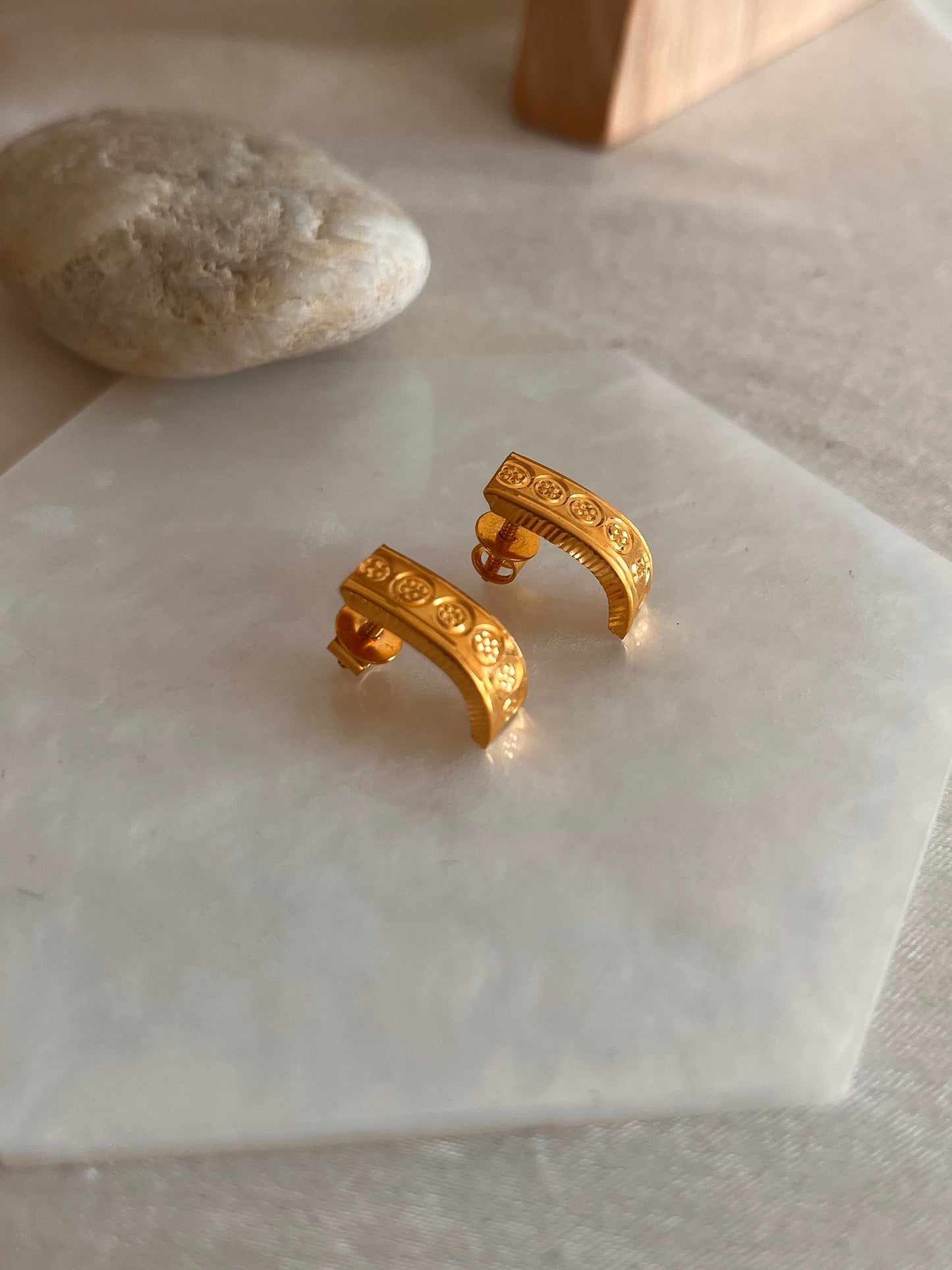 Half Circle Earring (Large)