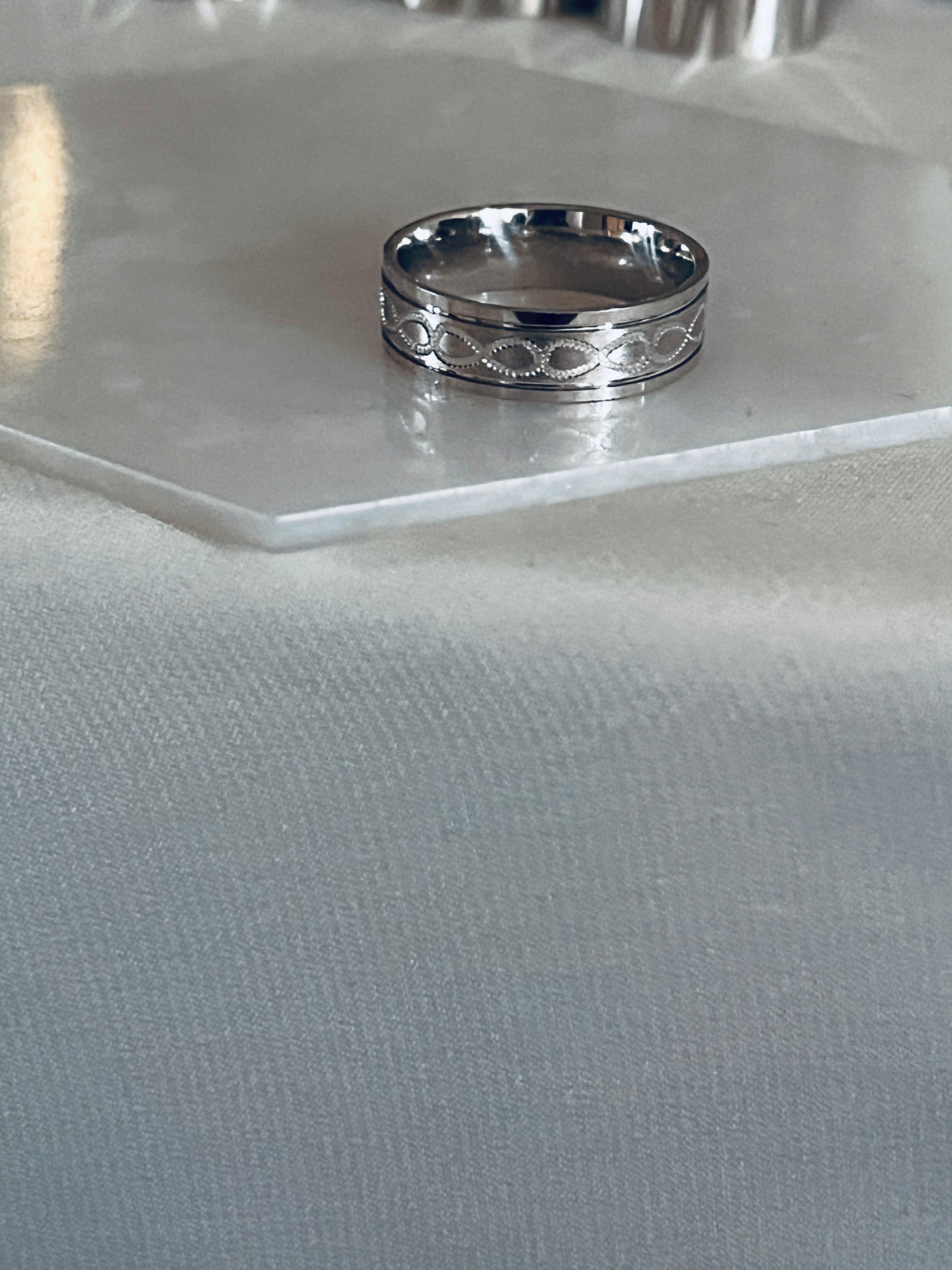 Infinite ‘Love’ Ring