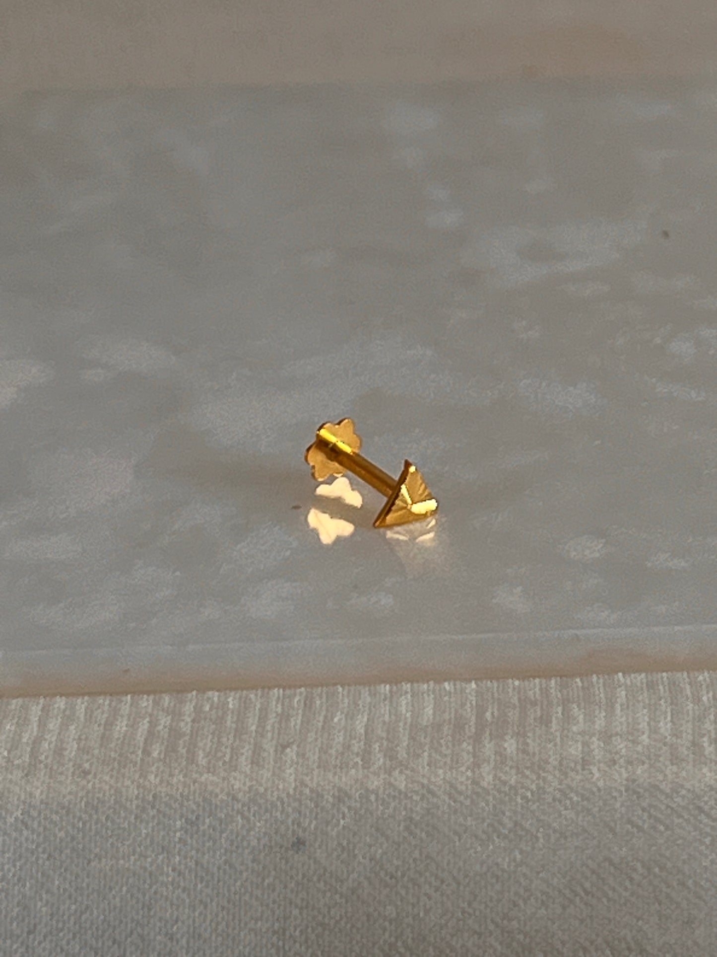 Triangle Stud