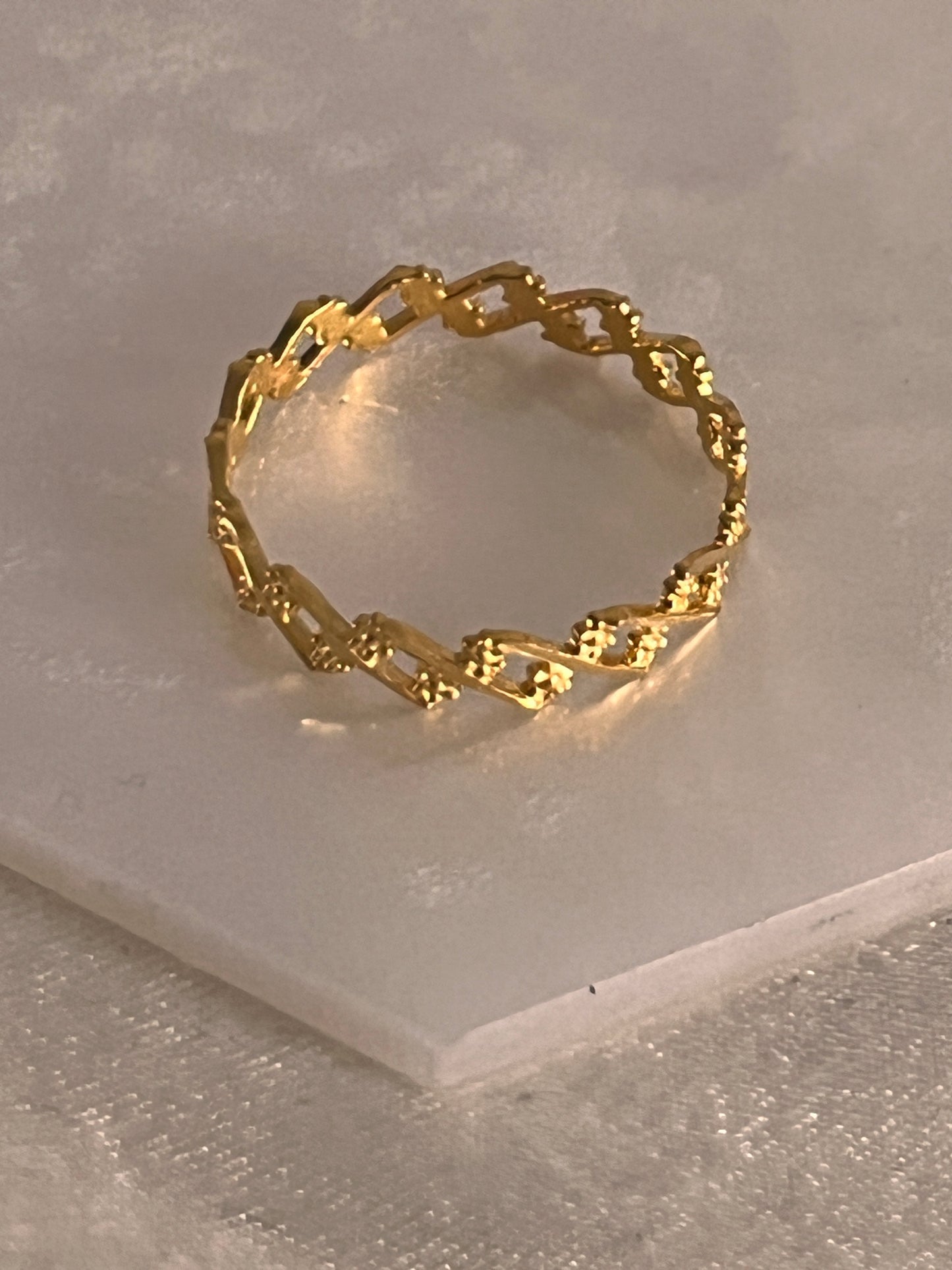 Flower Embedded Ring