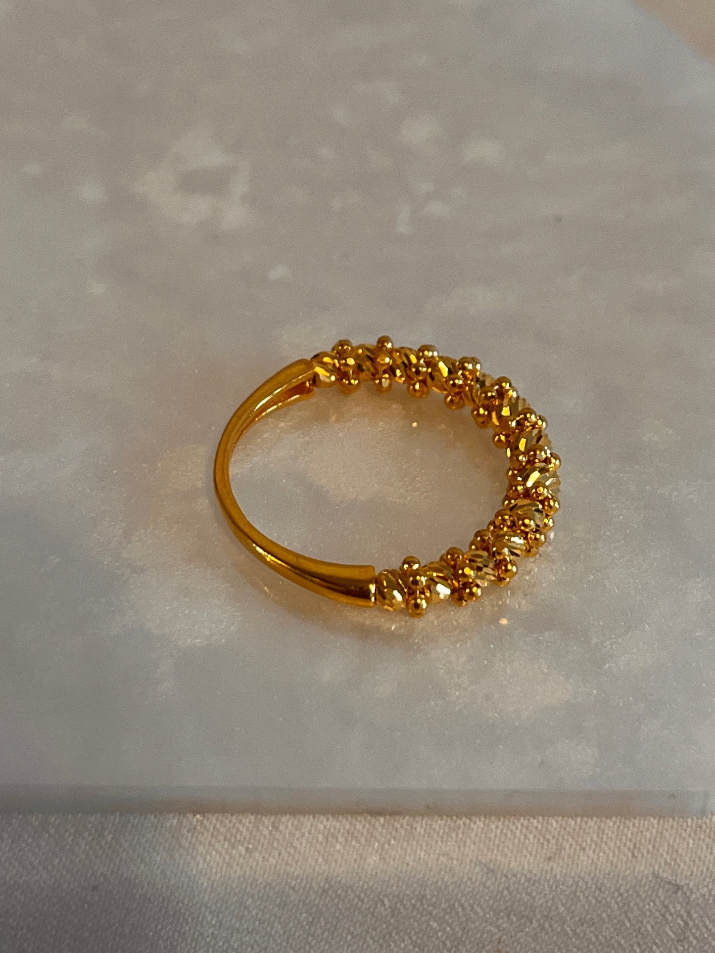 Beaded Dot Ring Size M and 1/2