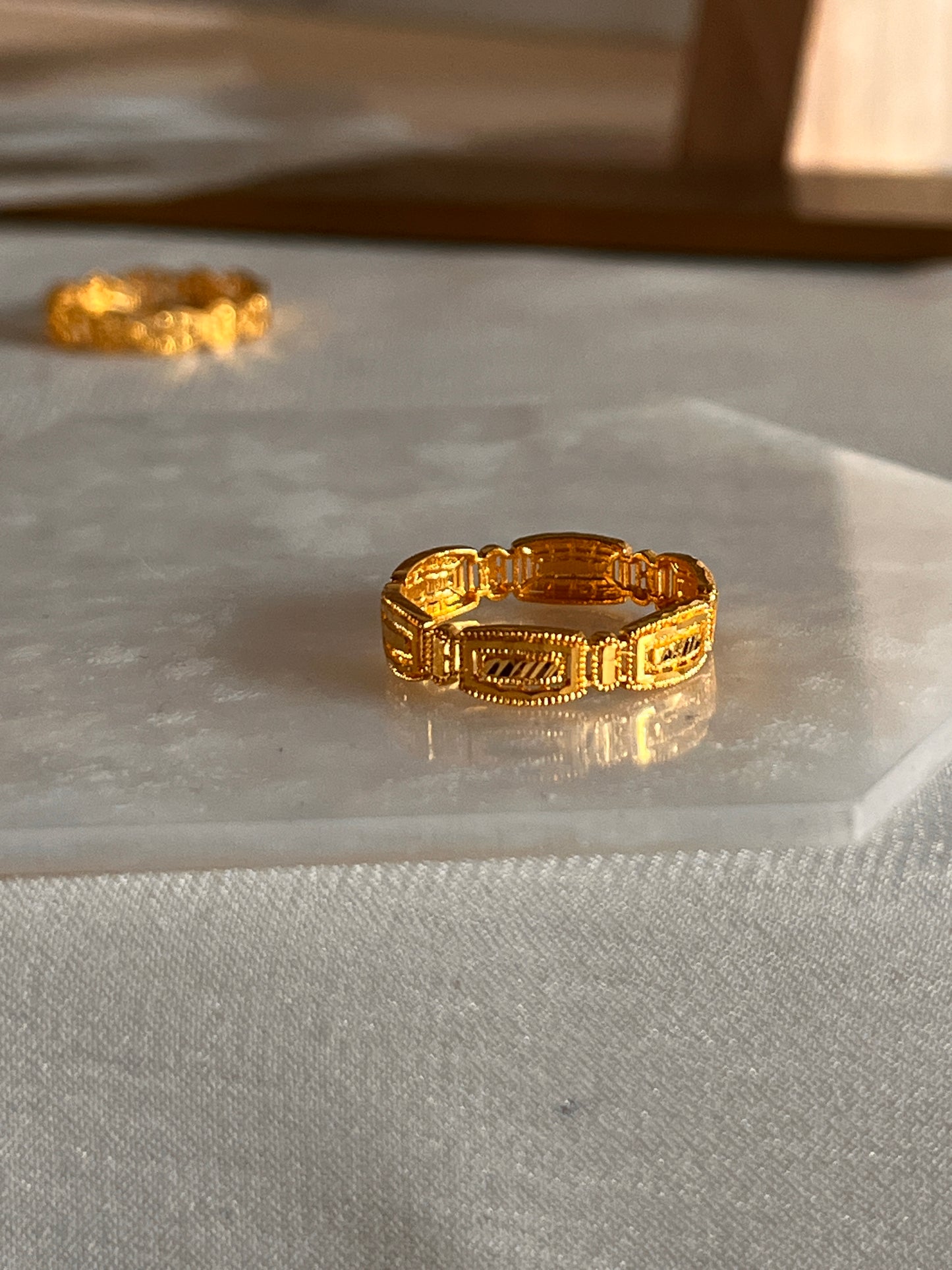 Alims Wave Ring 3| Size N and 1/2
