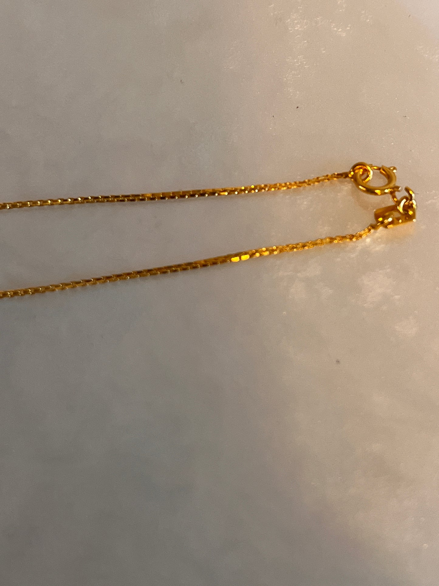 Elegant Box Chain