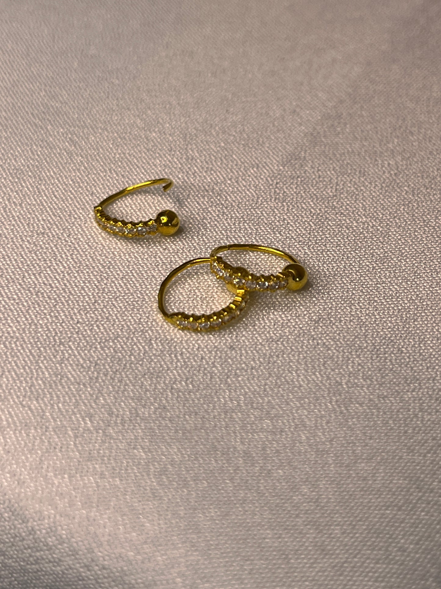 Sparkle Bead Huggie | 7.5mm