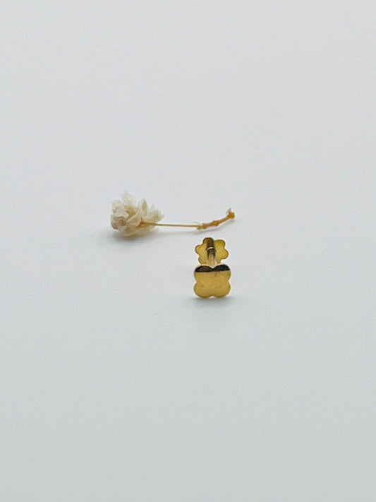Clover Mirror Finish 18carat Gold Stud