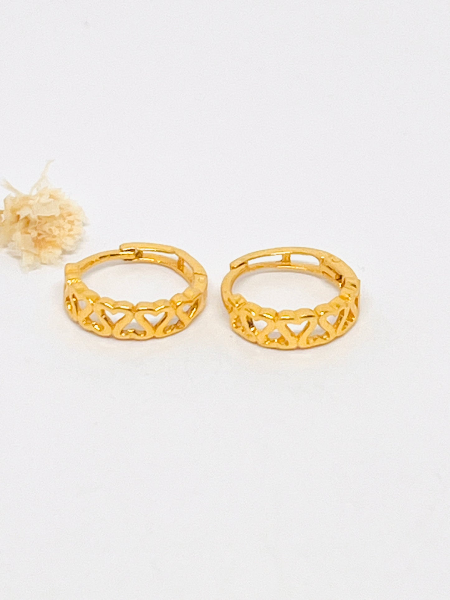 Heart cut-out huggies