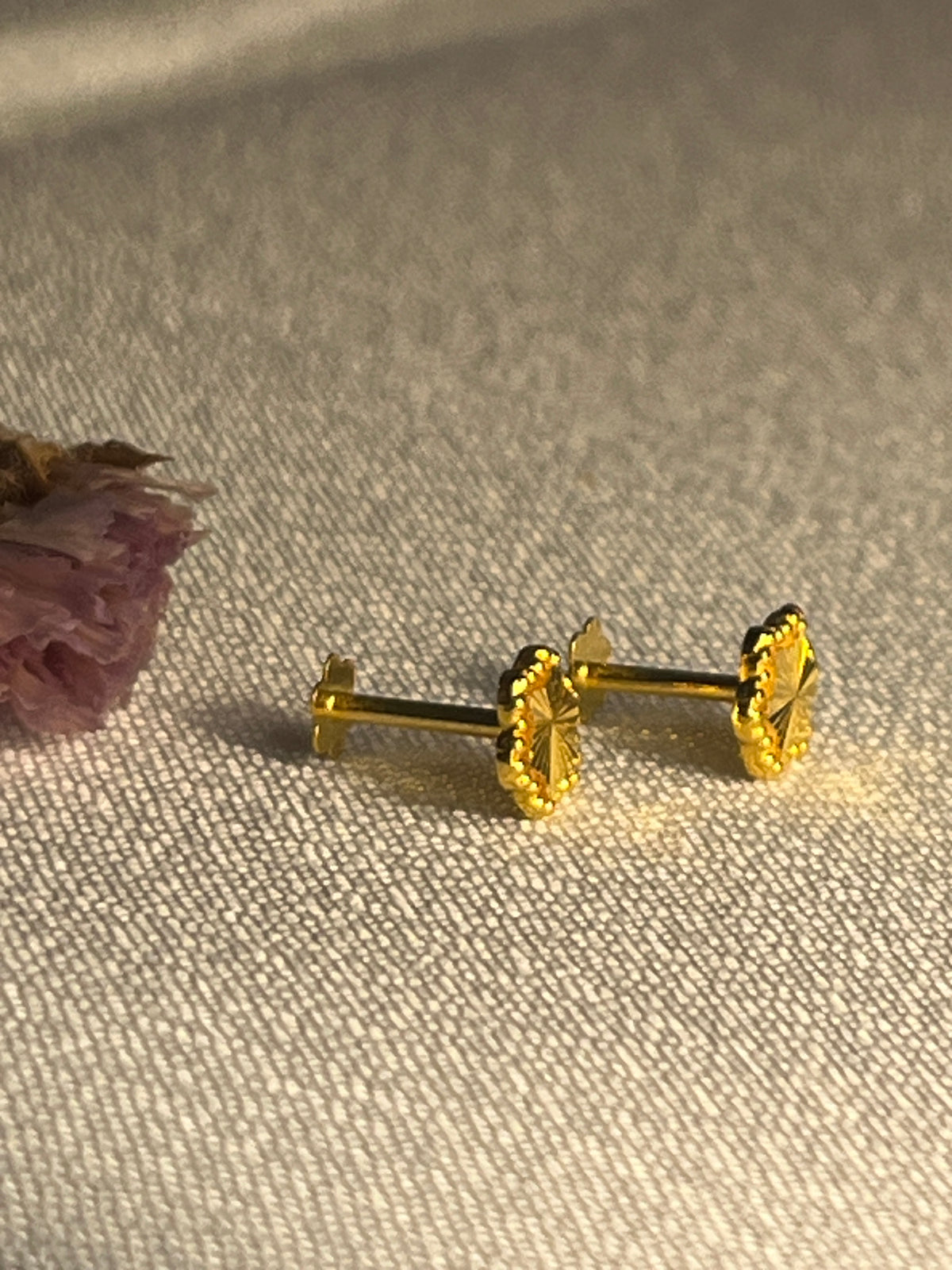 Flower Dot Studs | 6mm