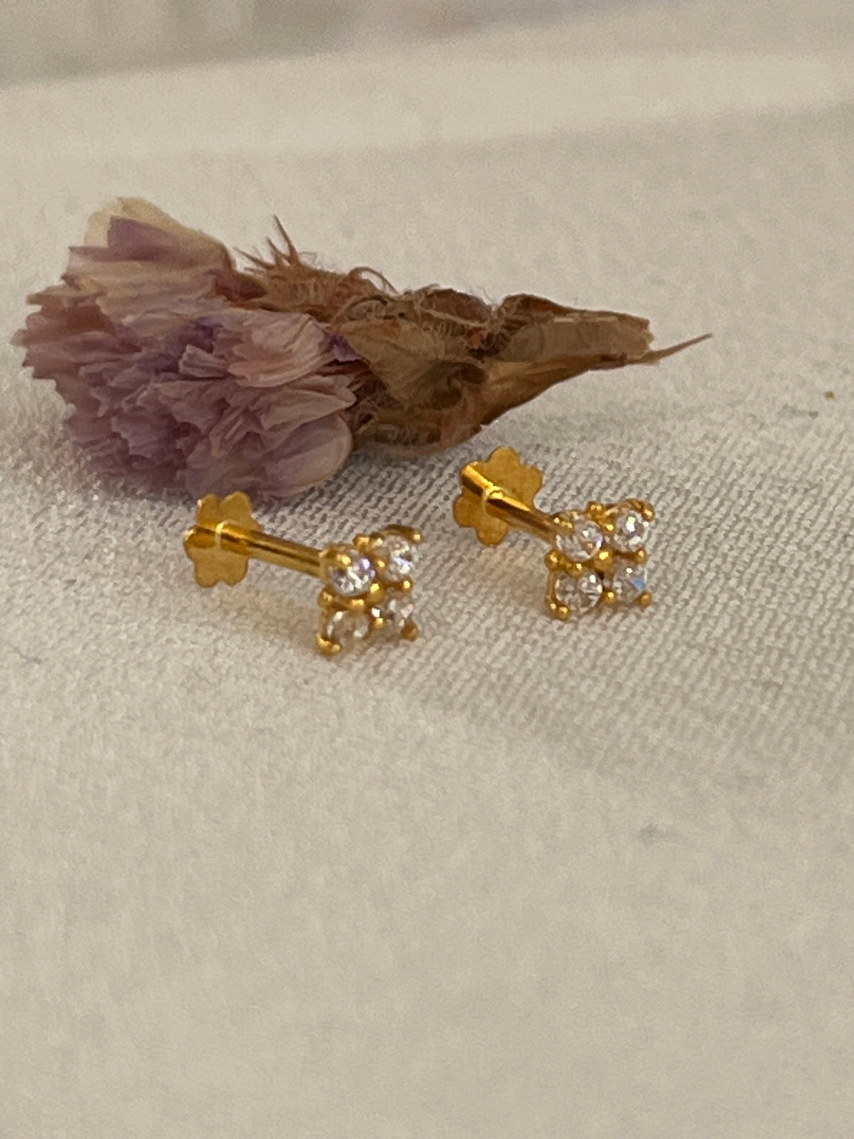 Square Stud | 4mm