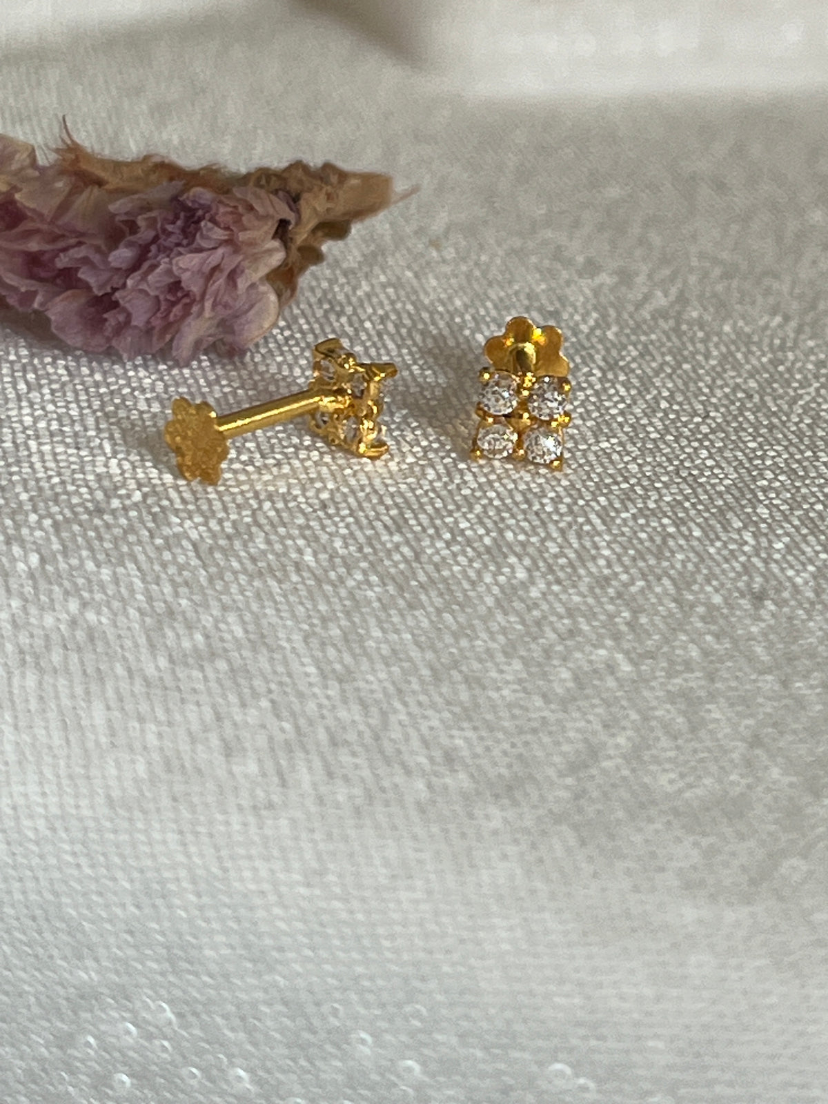 Square Stud | 4mm