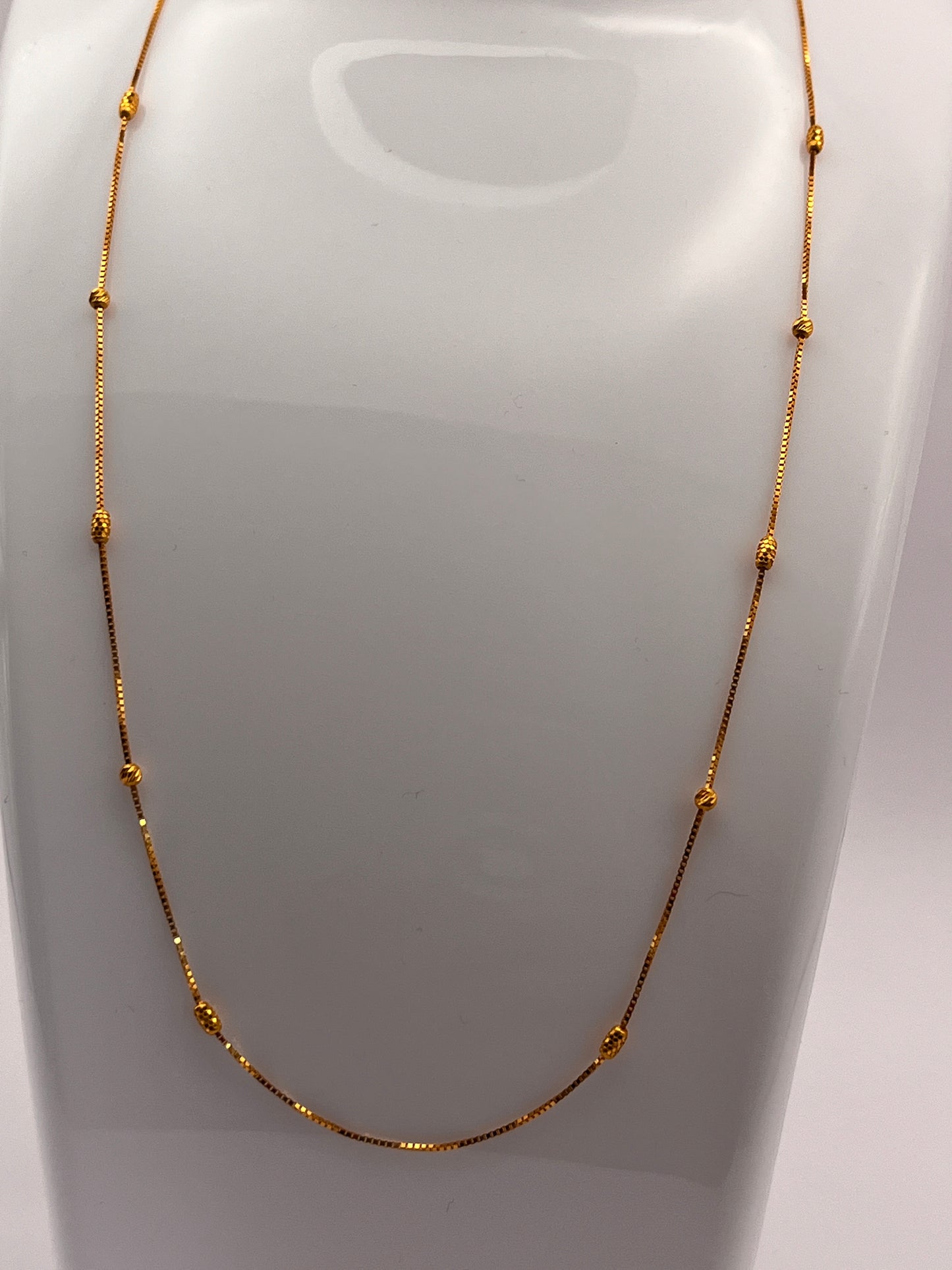 Mini Ball and Oval Detail Necklace