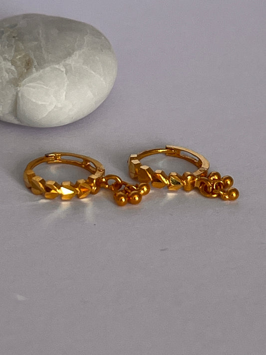 Heart Engraved Huggies - 8mm