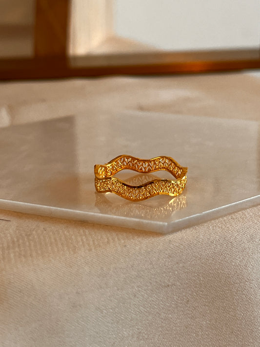 Alims Wave Ring (Size Q)