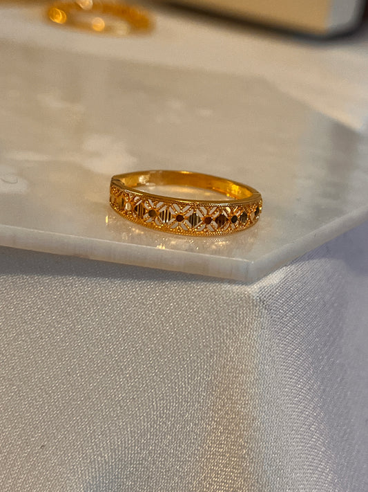 Simple Net Ring | Size I and 3/4