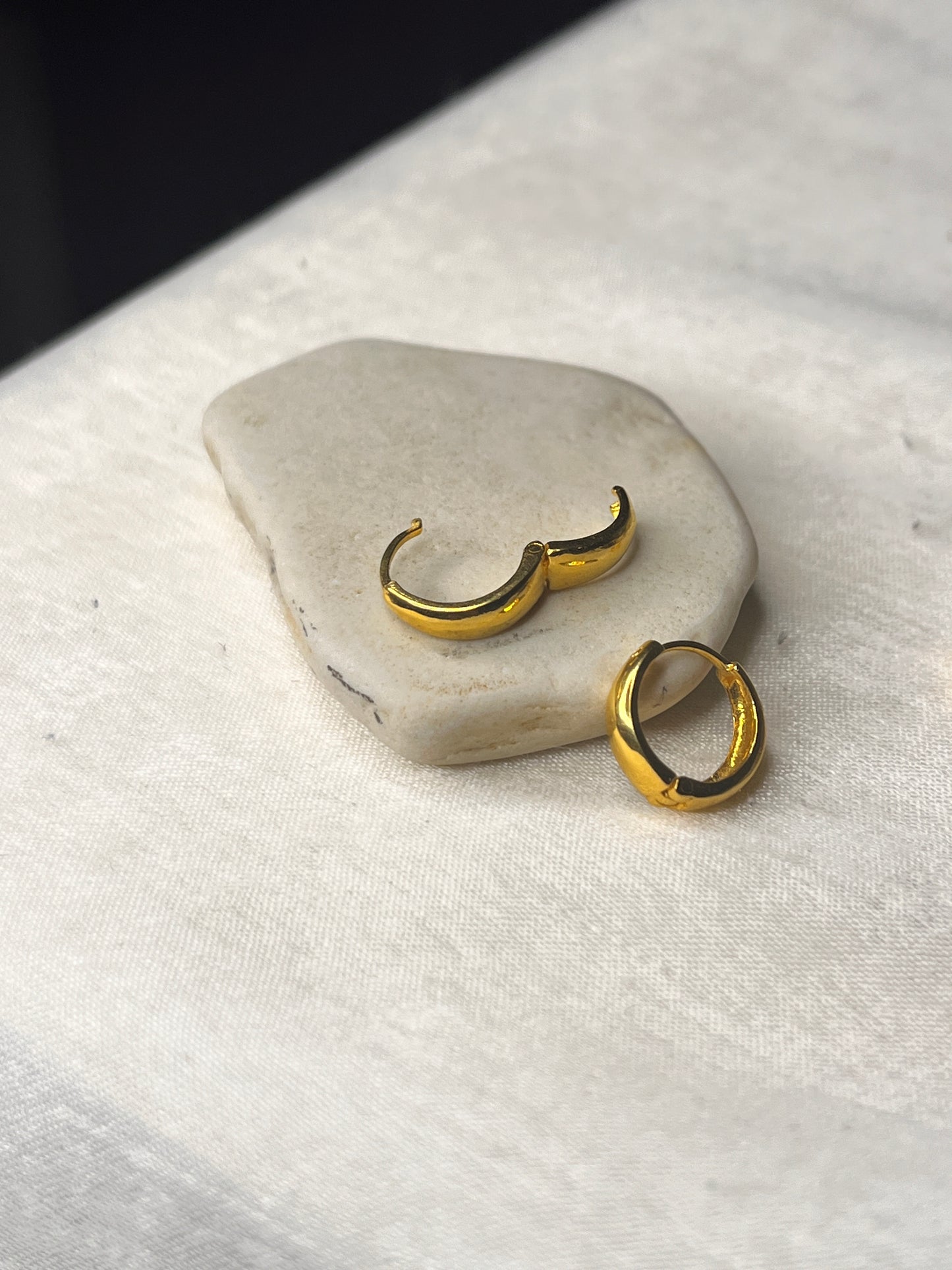 Gorgeous Mirror Finish Huggies