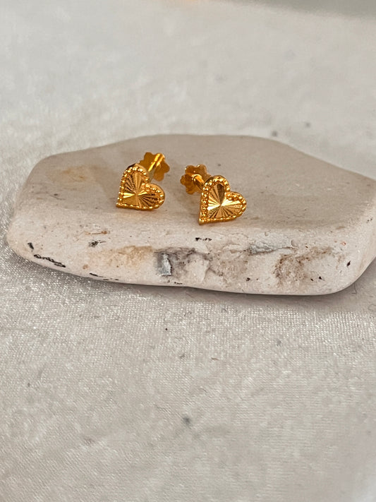 Heart Studs 18carat Gold