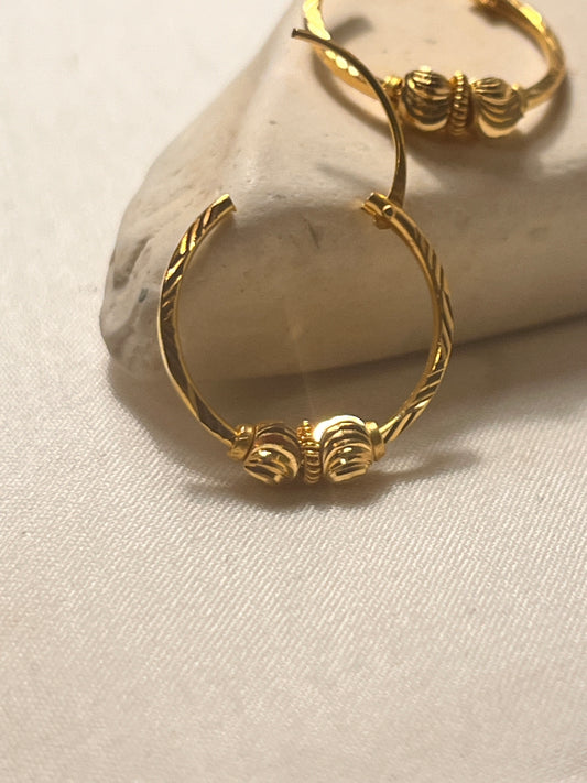 Dainty Hoops