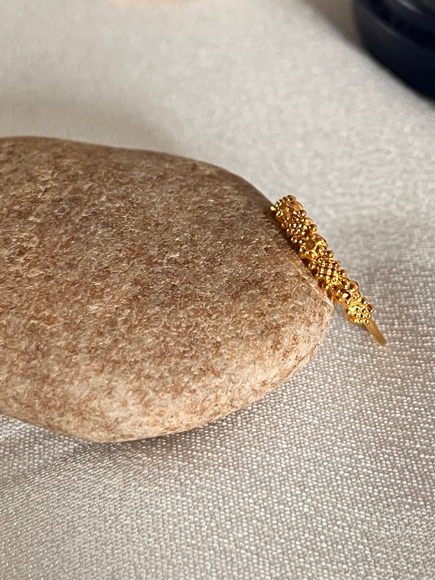 Dotted Small Ring | Size K