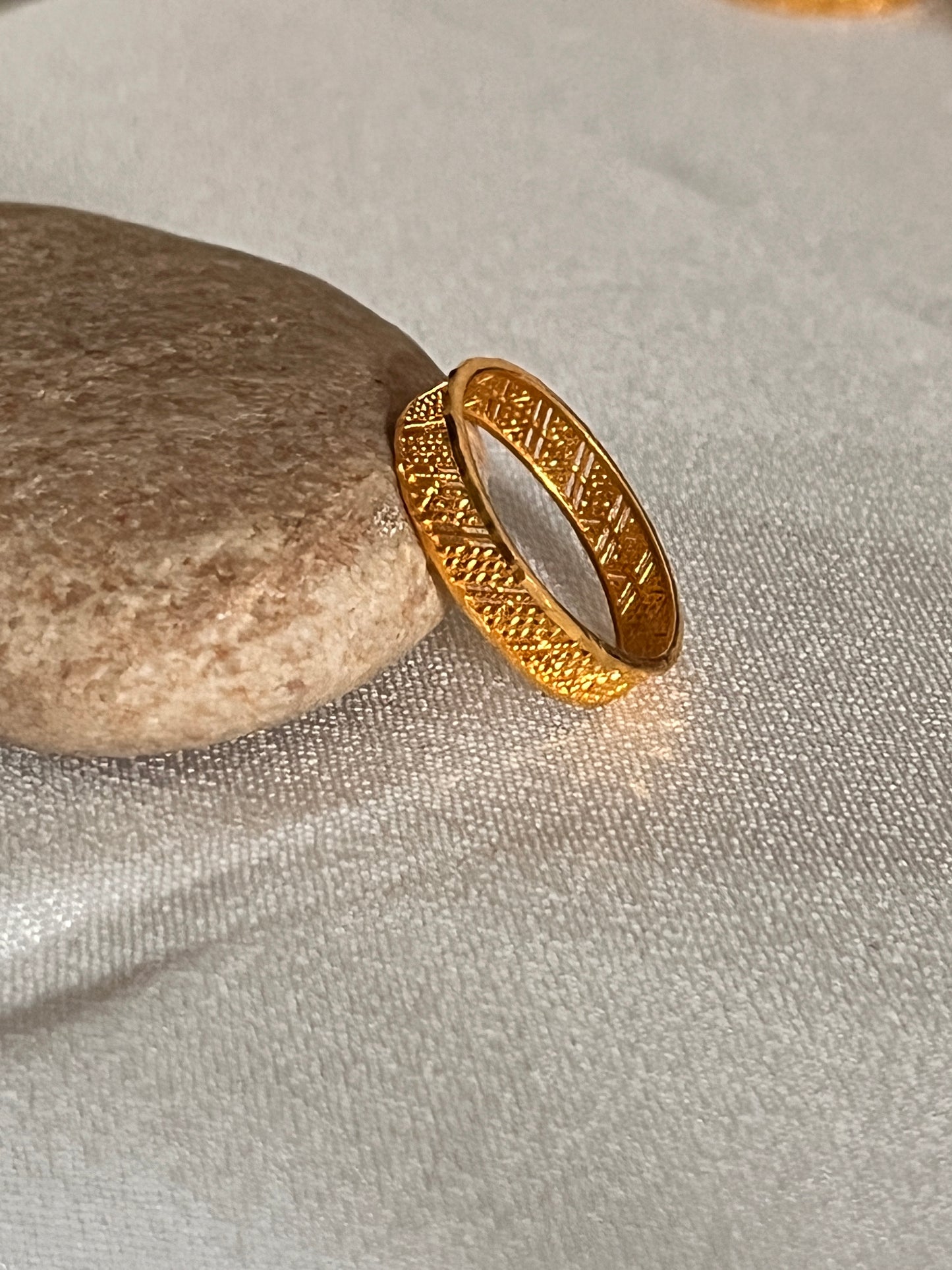 Net Ring Dotted Line | Size K