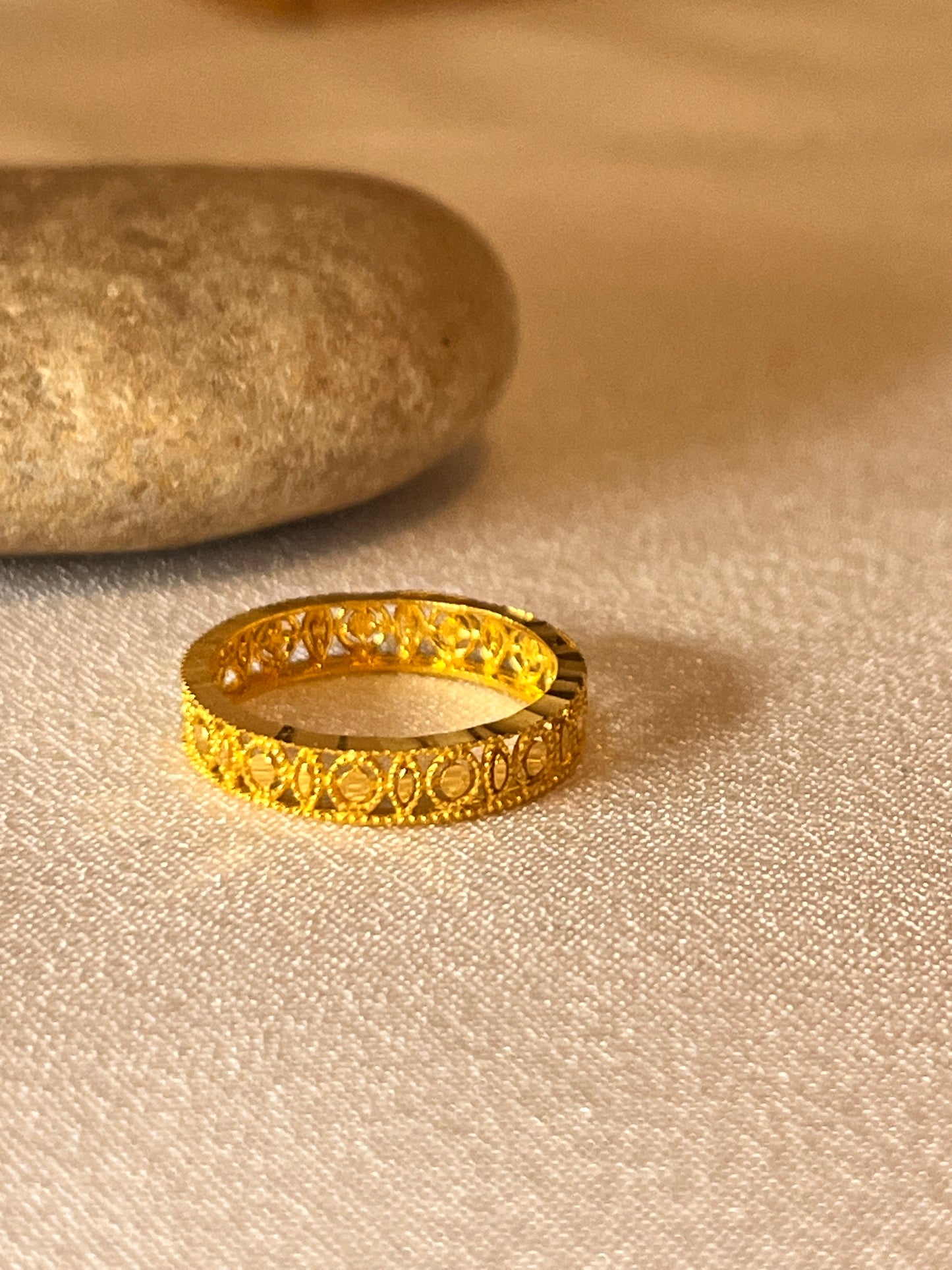 Stunning Net Ring | Size H | Extra small