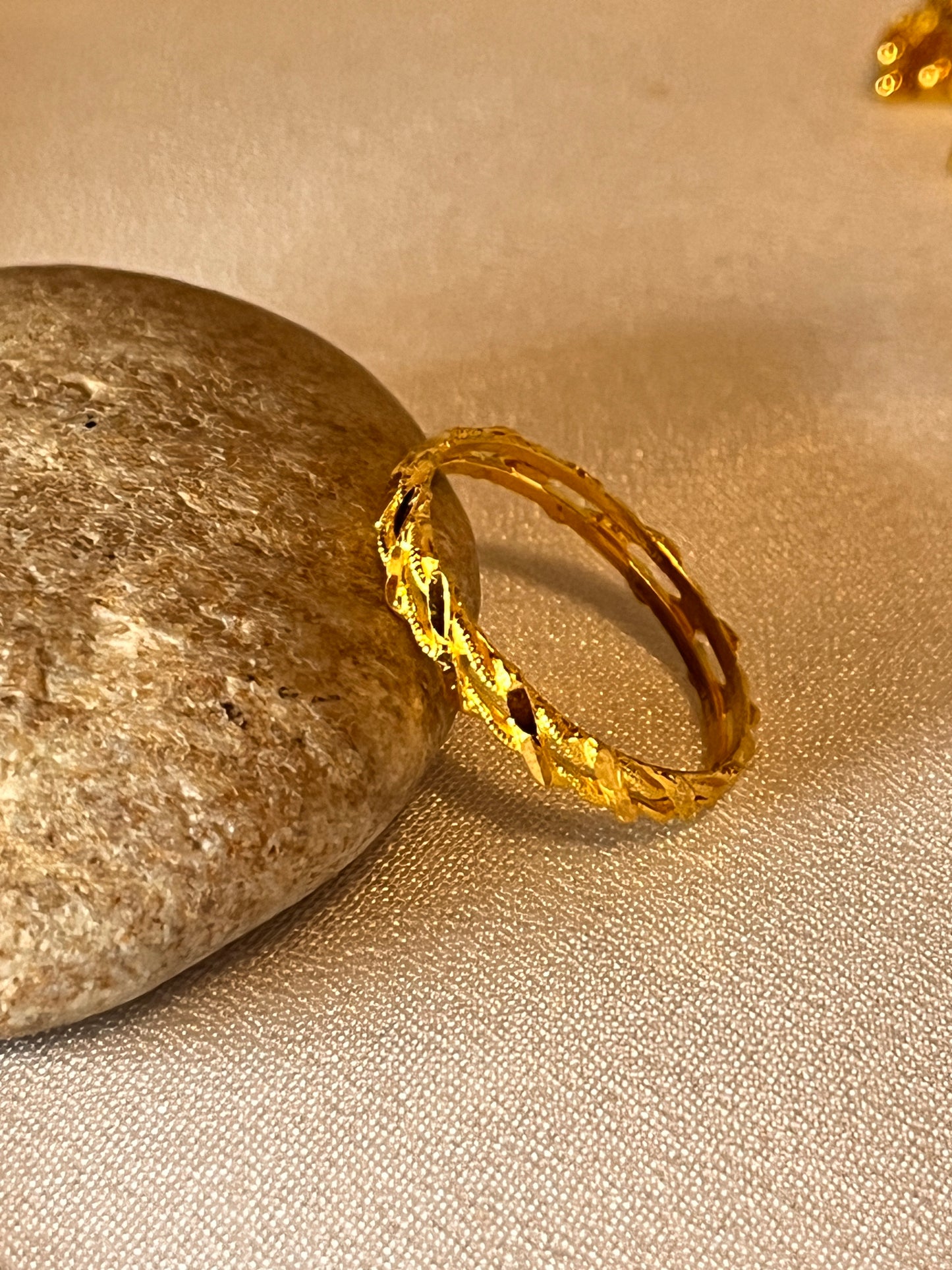 Dainty Ring | Size Q