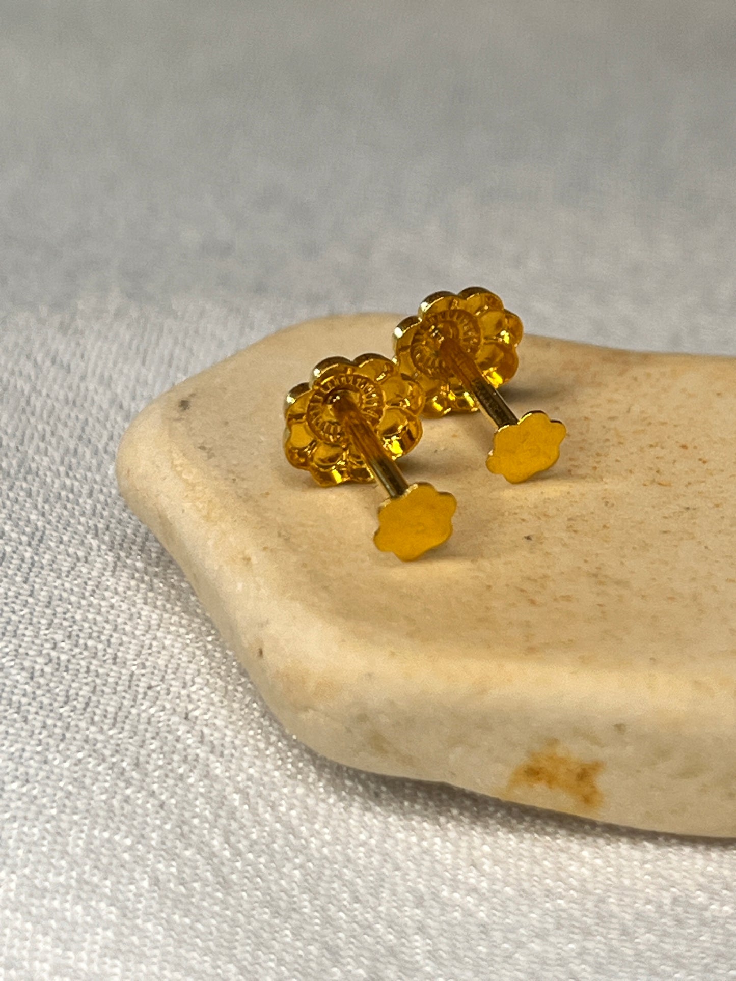 Flower Studs | 6mm