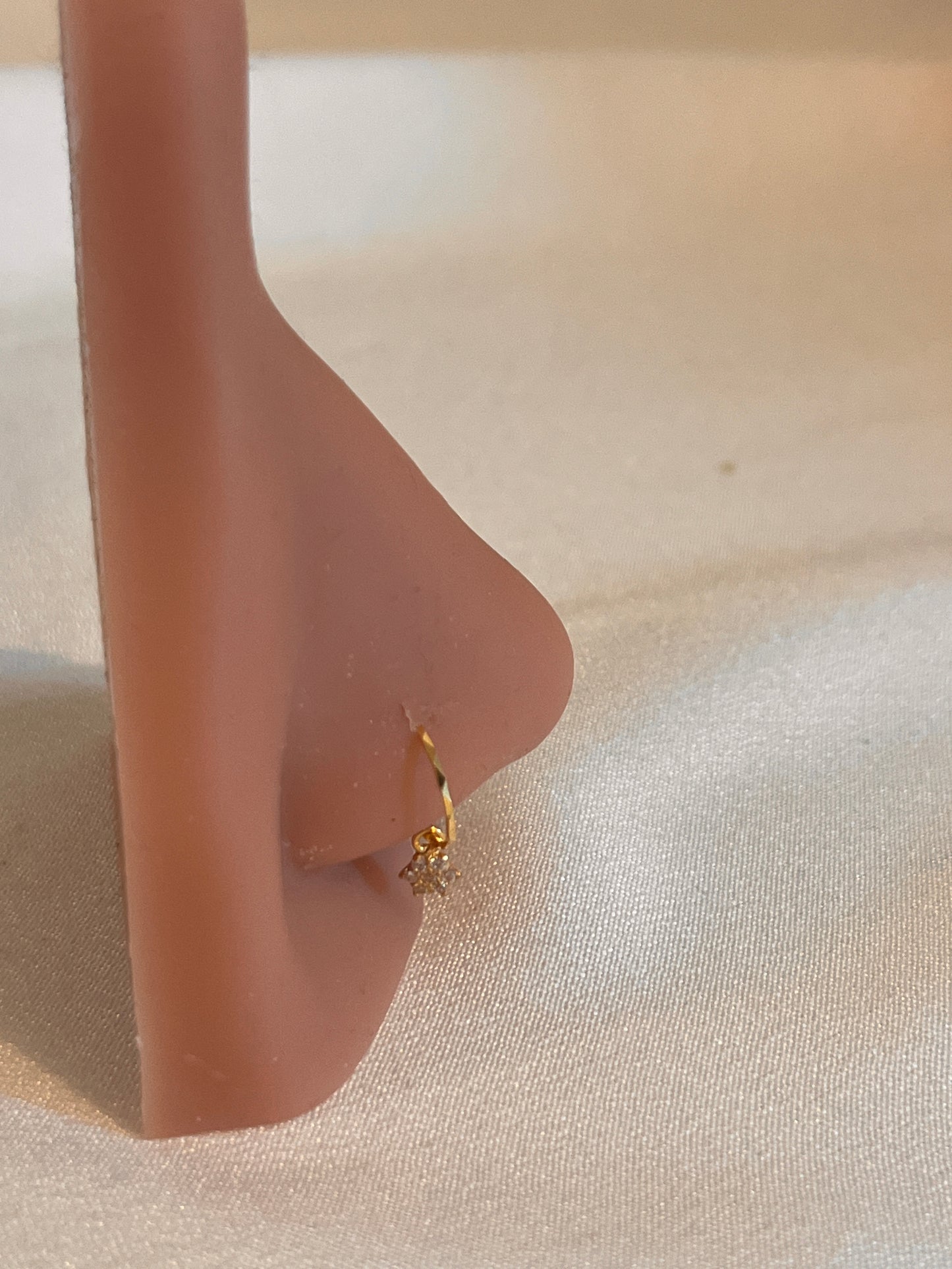 Flower drop Nosering | | 8.5mm approx