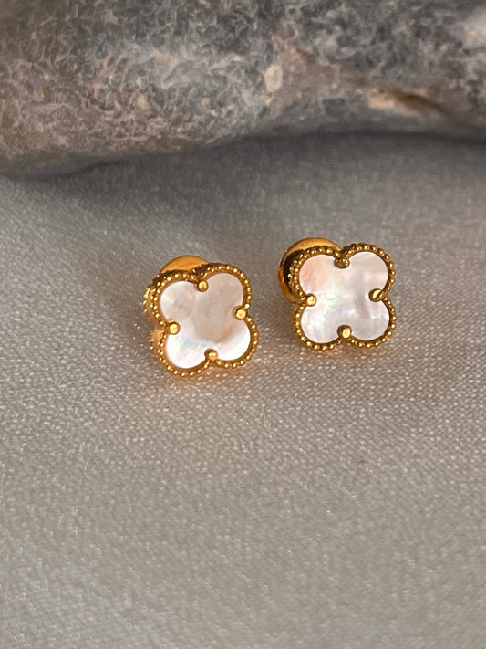 Clover Studs | 8mm