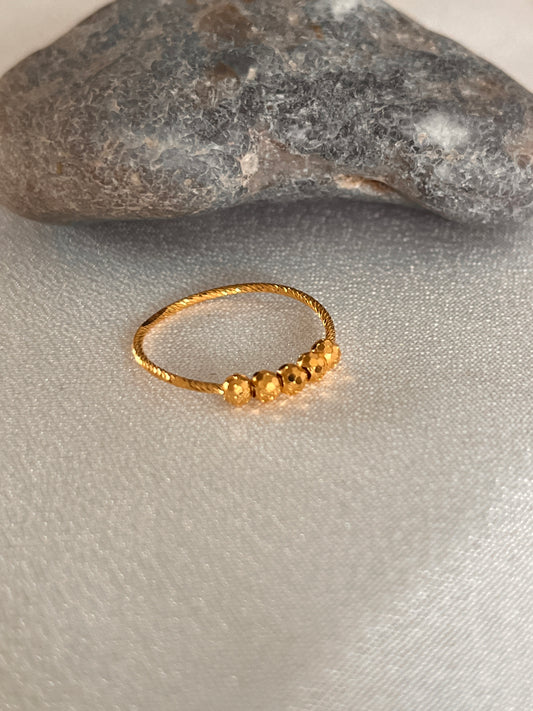 5 Bead Ring | M