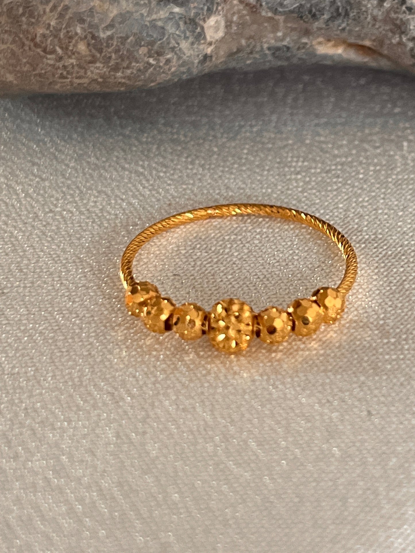 7 Bead Ring
