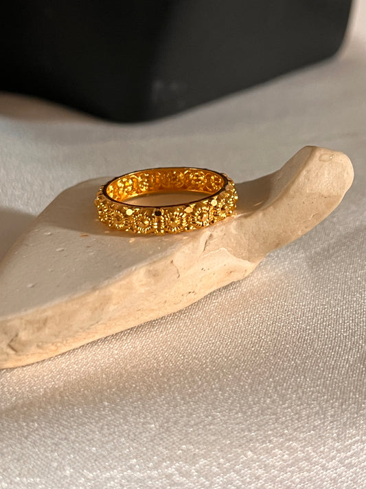 Intricate Flower Ring | Size R